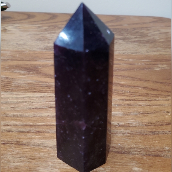 Lepidolite Crystal Tower - Picture 7 of 9